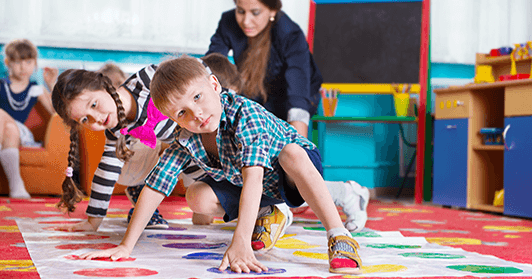 Jogos lúdicos para estimular a criança por meio da psicomotricidade -  Instituto NeuroSaber